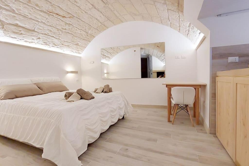 Monolocale Dimora Borgo Monte Nel Cuore Di Otranto Con Garage Exterior photo