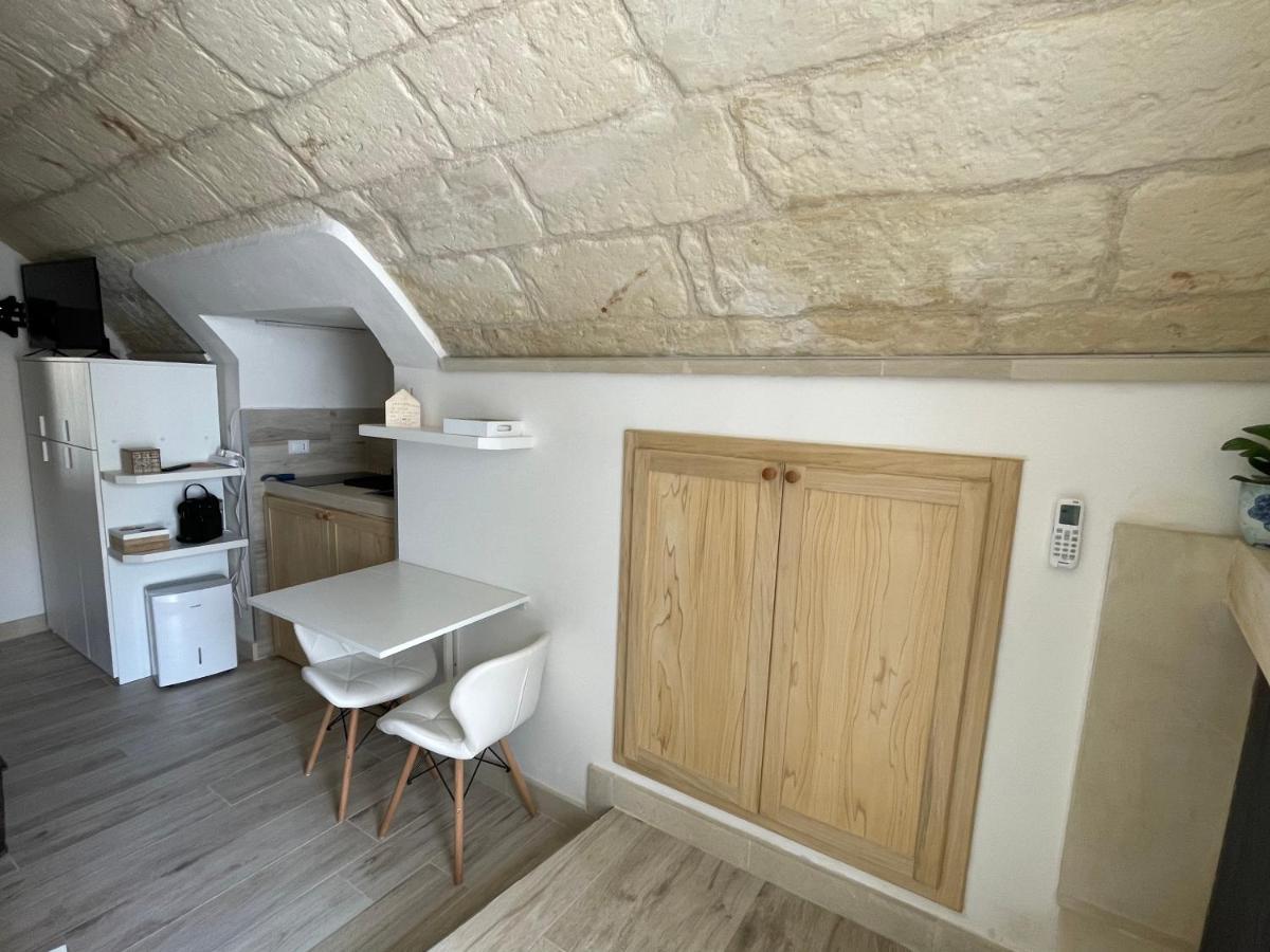 Monolocale Dimora Borgo Monte Nel Cuore Di Otranto Con Garage Exterior photo